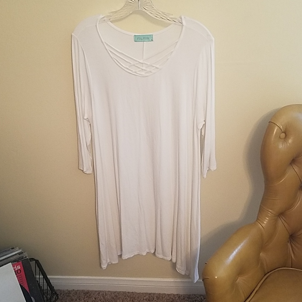 White Quarter Sleeve T-Shirt Dress